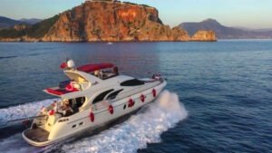 Private Yacht Tour